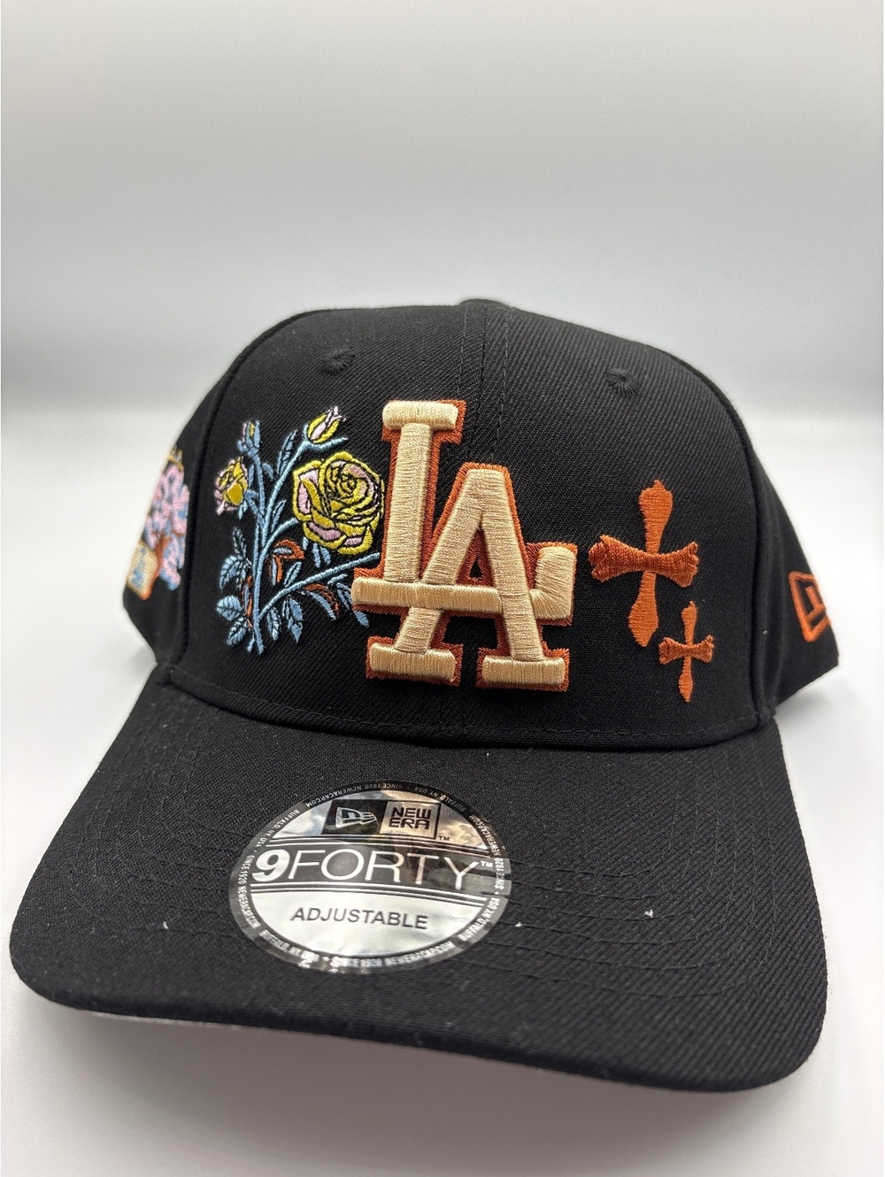 New Era 9FORTY Adjustable LA Dodgers Black Cap with Floral Embroidery